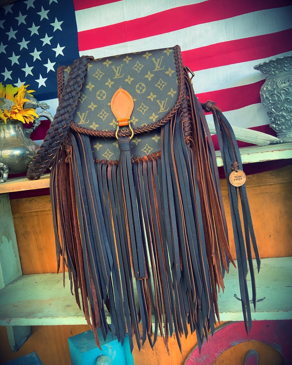 Saint Cloud REVAMP/LEATHERWORK ADD ON ONLY – The Neon Gypsy Shopping