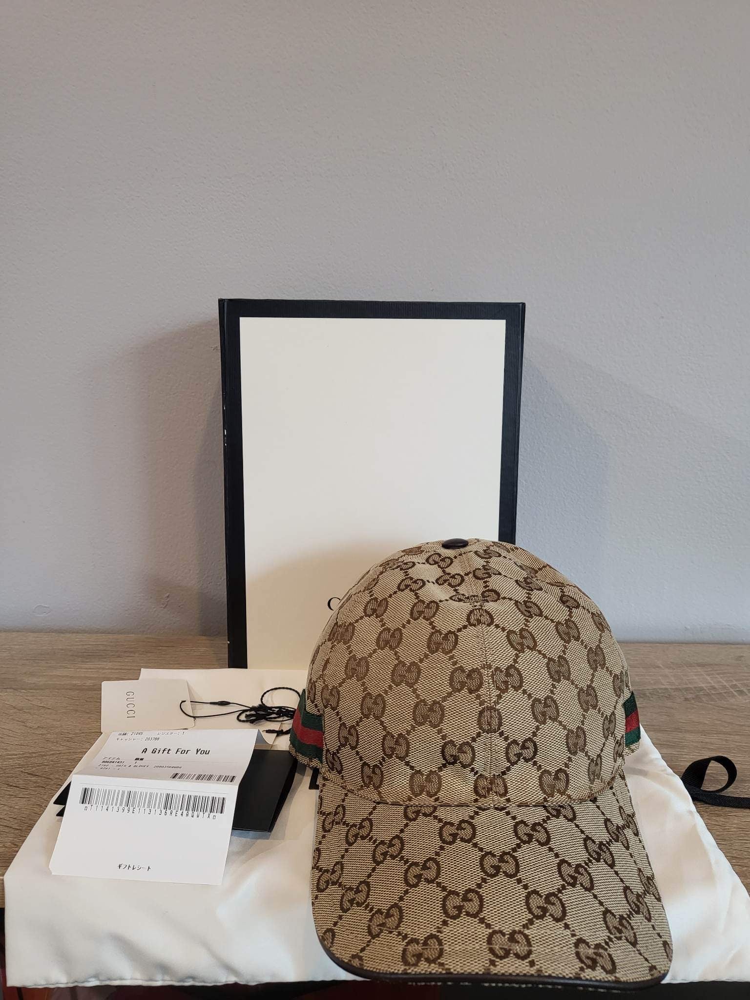 Unboxing: Original Gucci Canvas Baseball Hat 